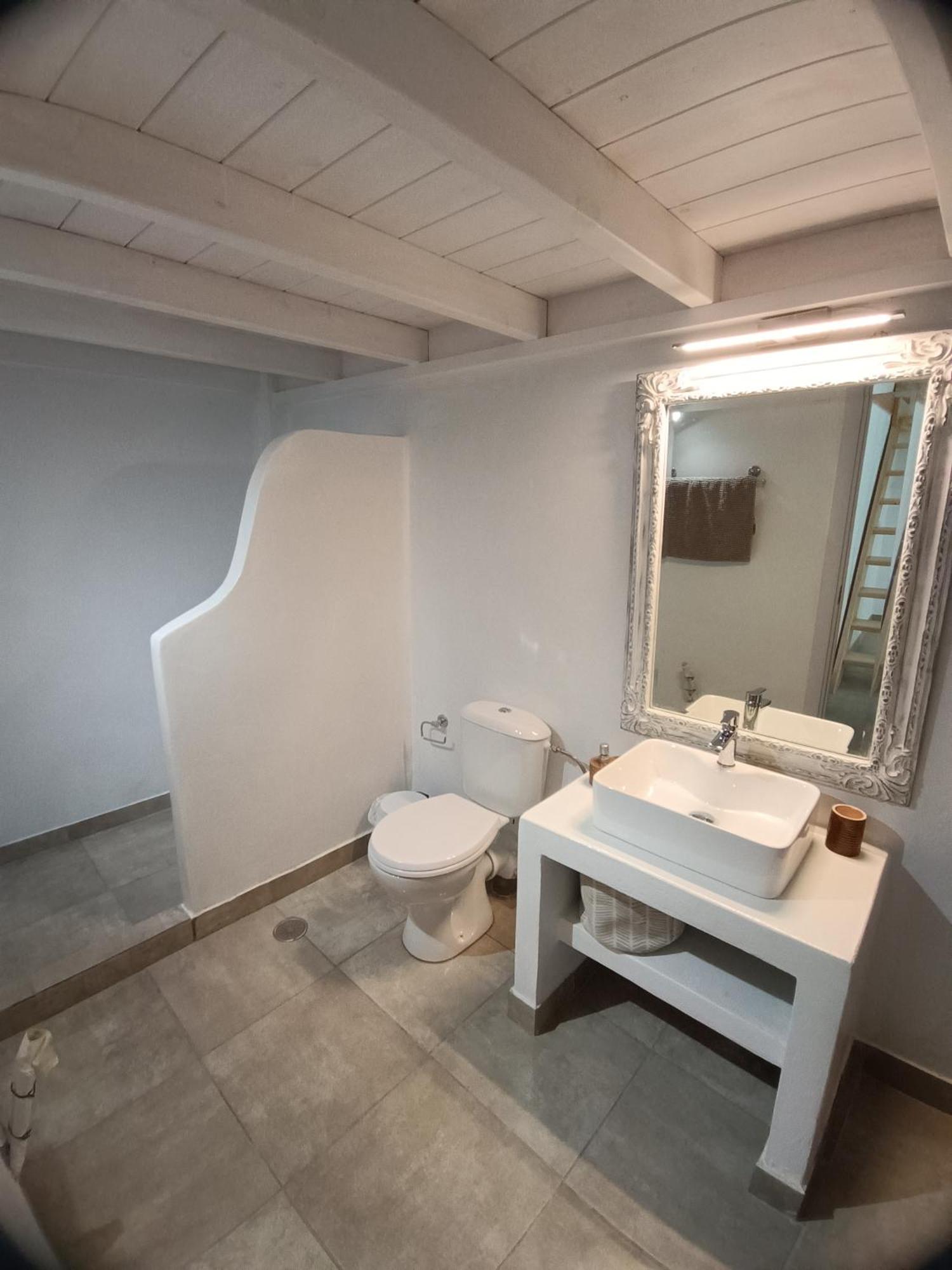 Tinos Youth Apartment Exterior photo
